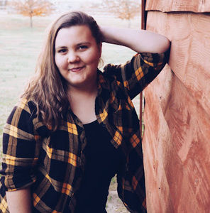 Meet your Posher, Bekah